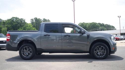 Carbonized Gray Metallic 2024 Ford Maverick XLT