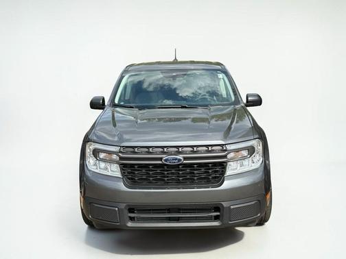 Carbonized Gray Metallic 2024 Ford Maverick XLT