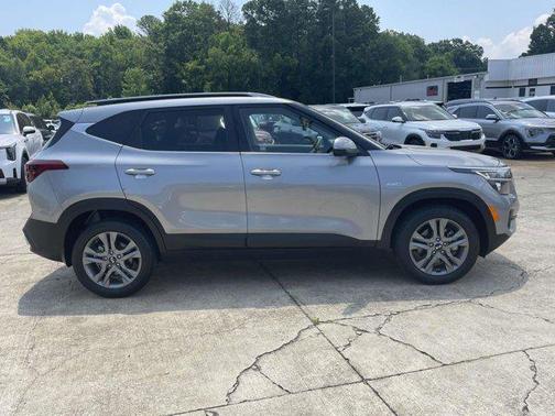 2021 Kia Seltos S