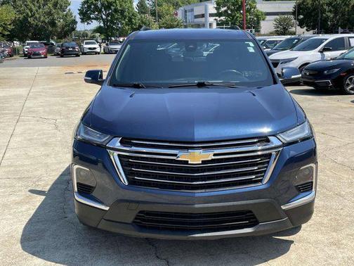 2022 Chevrolet Traverse LT Cloth