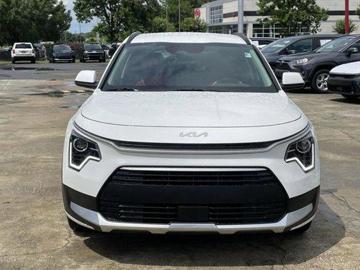 2024 Kia Niro EX