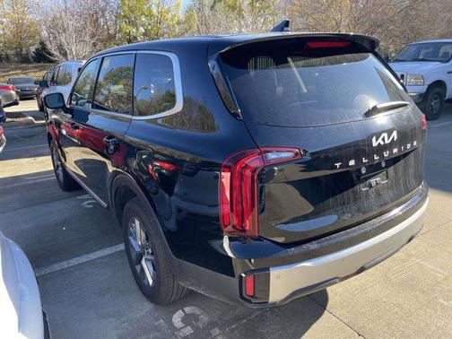 2023 Kia Telluride LX