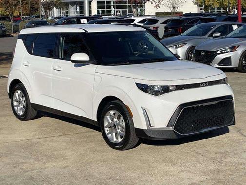 2024 Kia Soul LX