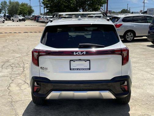 2024 Kia Seltos EX