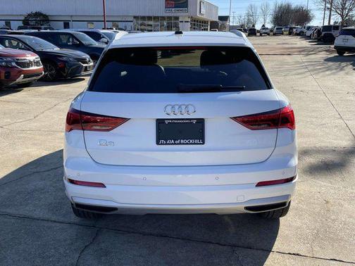 2021 Audi Q3 40 Premium