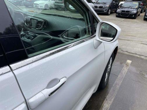 2019 Chrysler Pacifica Touring L