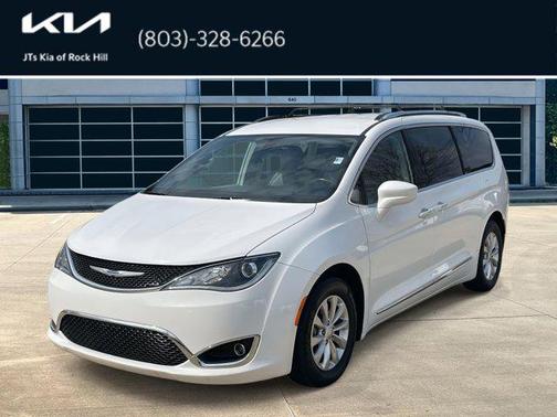 2019 Chrysler Pacifica Touring L