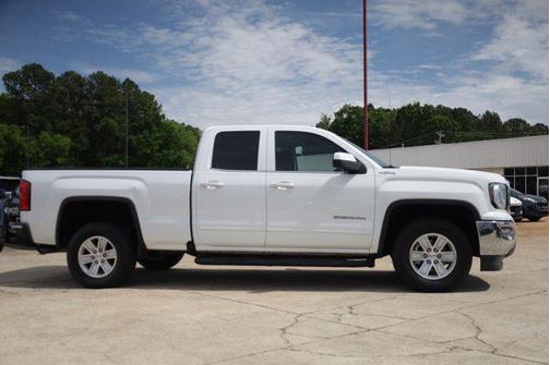 Summit White 2018 GMC Sierra 1500 SLE