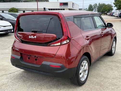 2022 Kia Soul LX