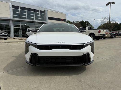 2025 Kia K4 GT-Line Turbo