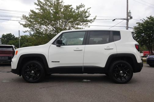 Alpine White Clearcoat 2023 Jeep Renegade Latitude