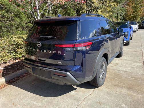2024 Nissan Pathfinder SV FWD