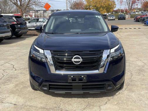 2024 Nissan Pathfinder SV FWD