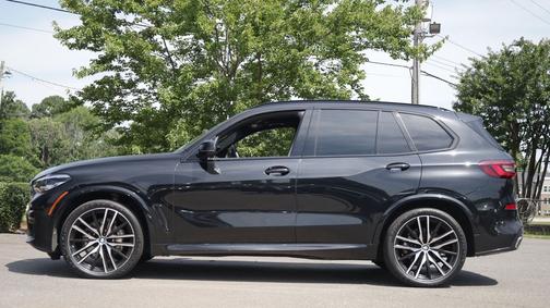 Black Sapphire Metallic 2022 BMW X5 xDrive40i