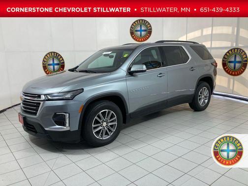Sterling Gray Metallic 2023 Chevrolet Traverse LT Leather