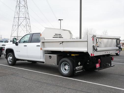 2025 Chevrolet Silverado 3500 WT