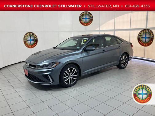 2025 Volkswagen Jetta 1.5T SE