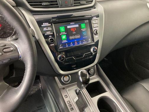 Pearl White Tricoat 2024 Nissan Murano SV