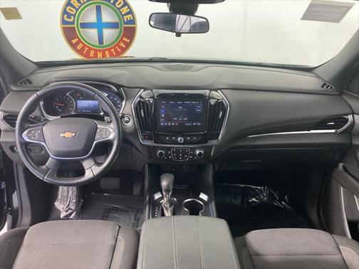 2022 Chevrolet Traverse LT