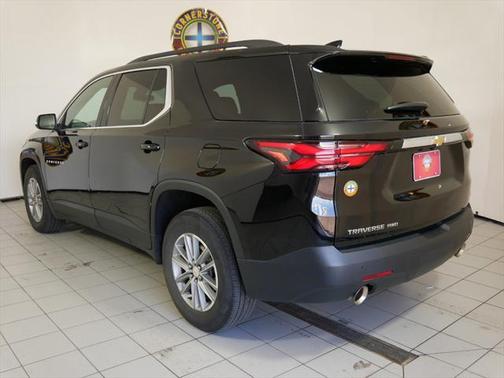 2022 Chevrolet Traverse LT