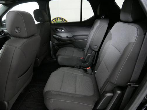 2022 Chevrolet Traverse LT