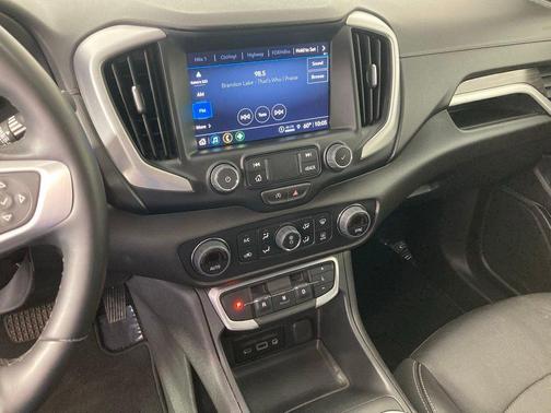 Ebony Twilight Metallic 2024 GMC Terrain SLT
