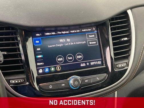 Mosaic Black Metallic 2020 Chevrolet Trax LT