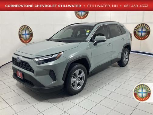 2022 Toyota RAV4 Hybrid XLE