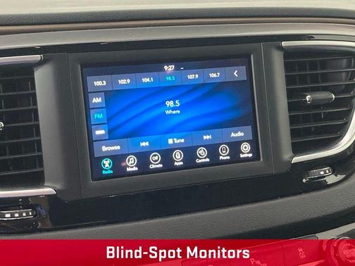 Velvet Red Pearlcoat 2018 Chrysler Pacifica Touring-L