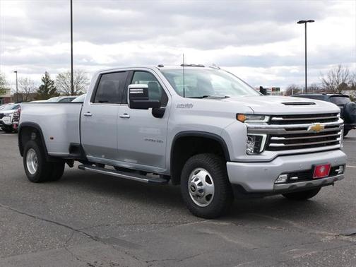 2022 Chevrolet Silverado 3500 High Country