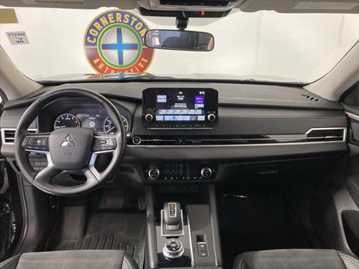 2022 Mitsubishi Outlander SE Launch Edition