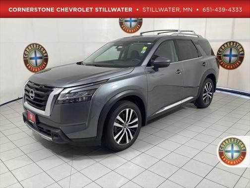 2024 Nissan Pathfinder Platinum