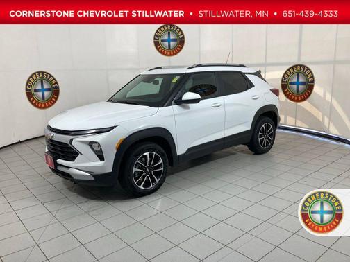 Summit White 2025 Chevrolet Trailblazer LT