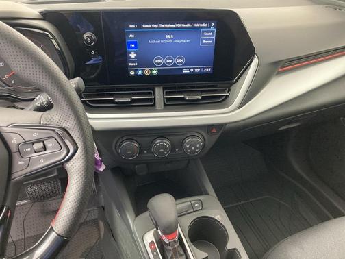 2026 Chevrolet Trax FWD 1RS