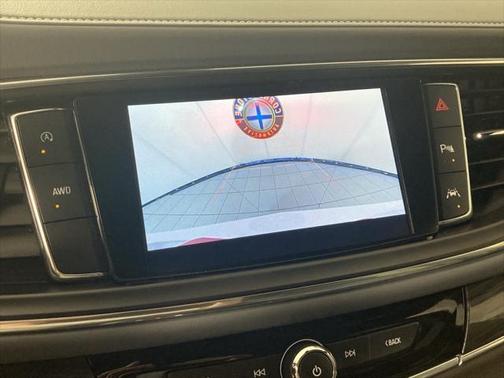2022 Buick Enclave Essence