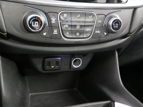 2020 Chevrolet Traverse LT