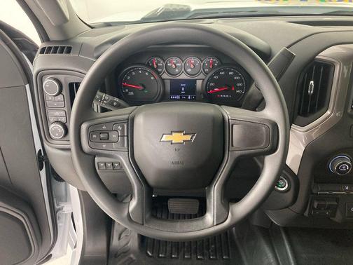 Summit White 2026 Chevrolet Silverado 3500 WT