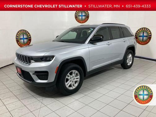 2024 Jeep Grand Cherokee Laredo