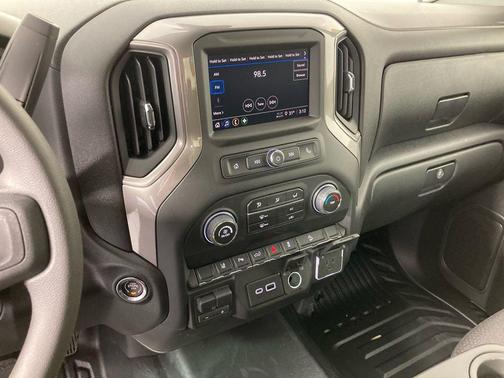 2026 Chevrolet Silverado 3500 WT