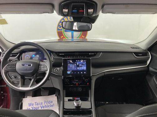 2023 Jeep Grand Cherokee L Laredo