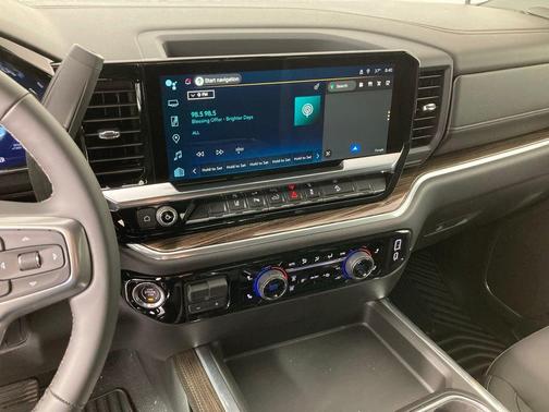 2026 Chevrolet Silverado 3500 LT