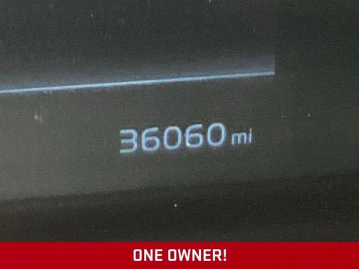 Glacial White Pearl 2025 Kia Telluride S