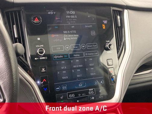 Crystal White Pearl 2025 Subaru Outback Onyx Edition