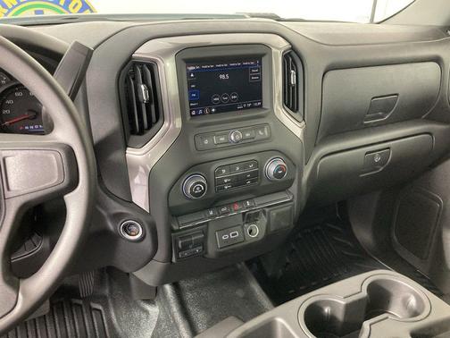 2025 Chevrolet Silverado 3500 WT