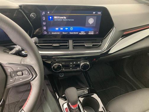 Mosaic Black Metallic 2026 Chevrolet Trax FWD 2RS