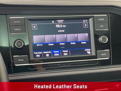 Platinum Gray Metallic 2024 Volkswagen Jetta 1.5T SE