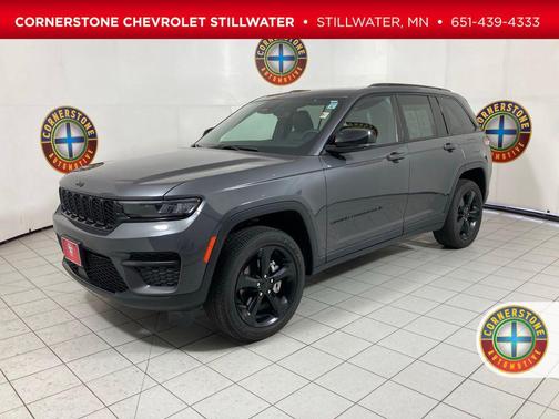 2024 Jeep Grand Cherokee Altitude