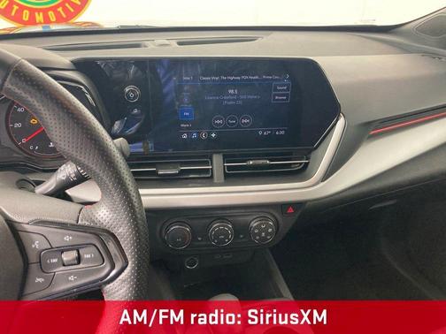 Sterling Gray Metallic 2024 Chevrolet Trax FWD 1RS