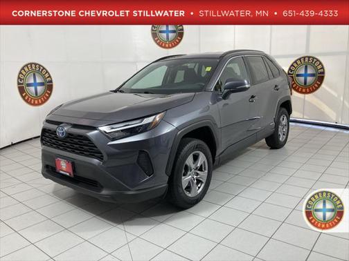 2022 Toyota RAV4 Hybrid XLE