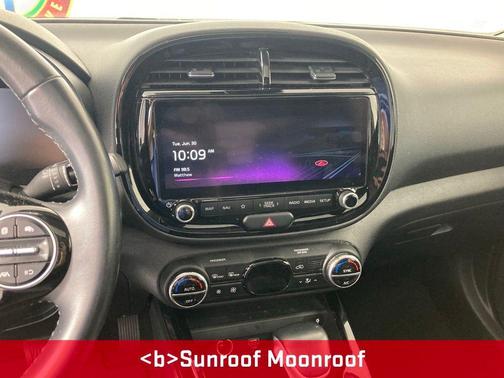 Fusion Black 2023 Kia Soul EX